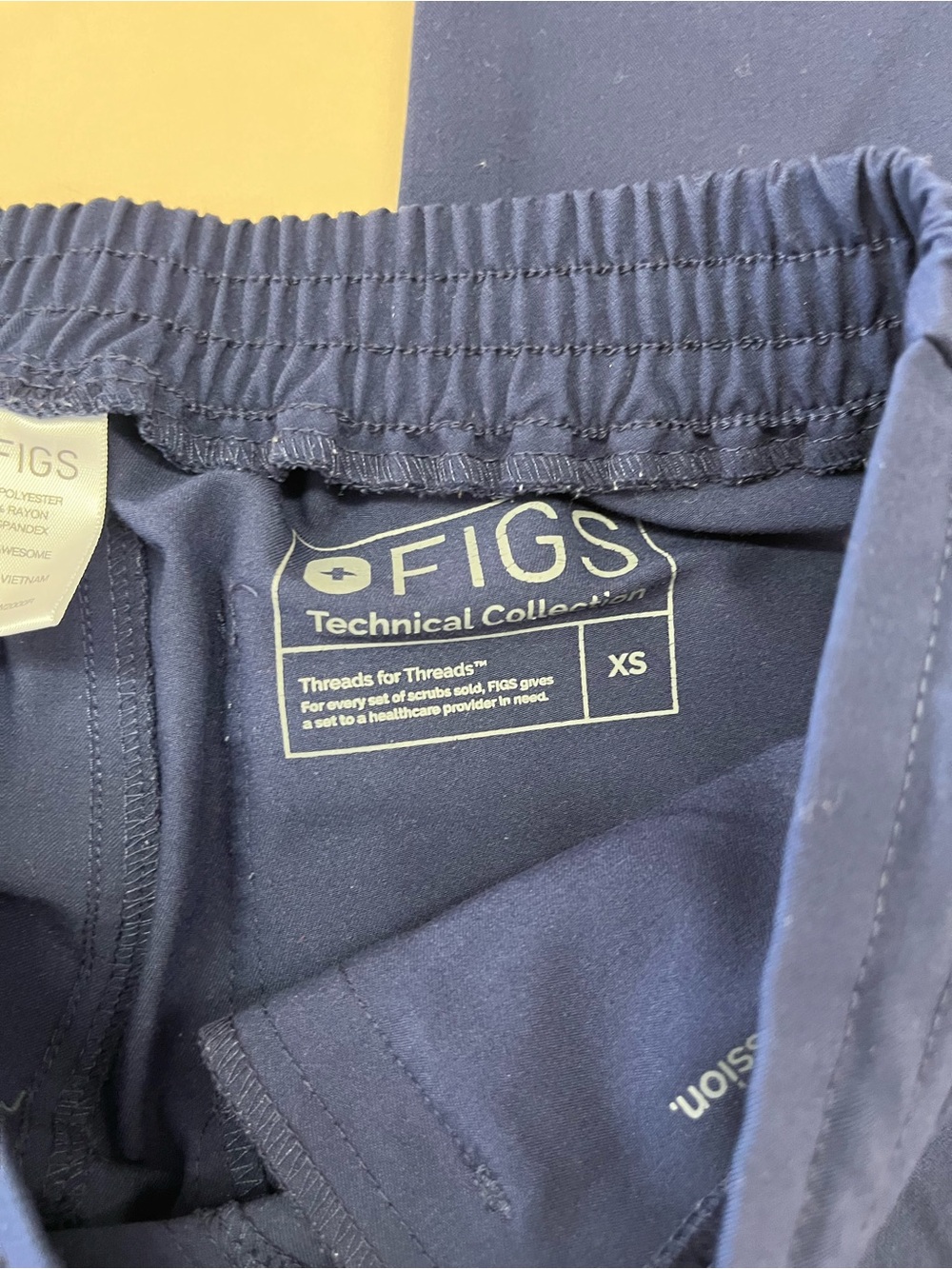 FIGS Scrub Set XS Navy Blue - Picture 5 of 10